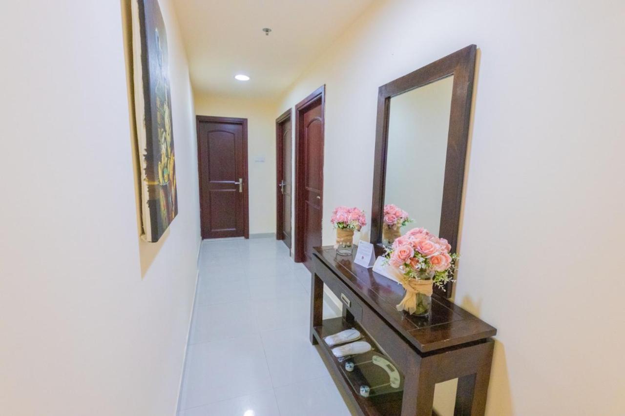 Ewan Tower Hotel Apartments Ajman Bagian luar foto